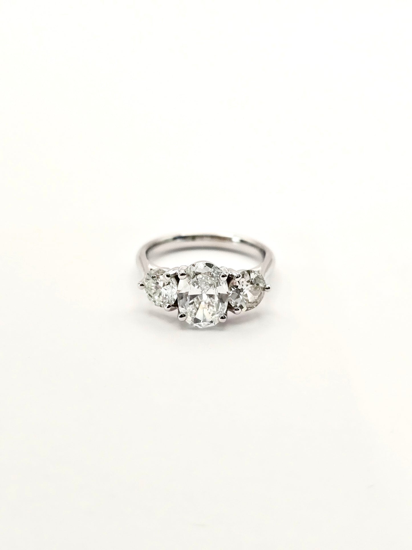 Three-stone Oval & Round Ring