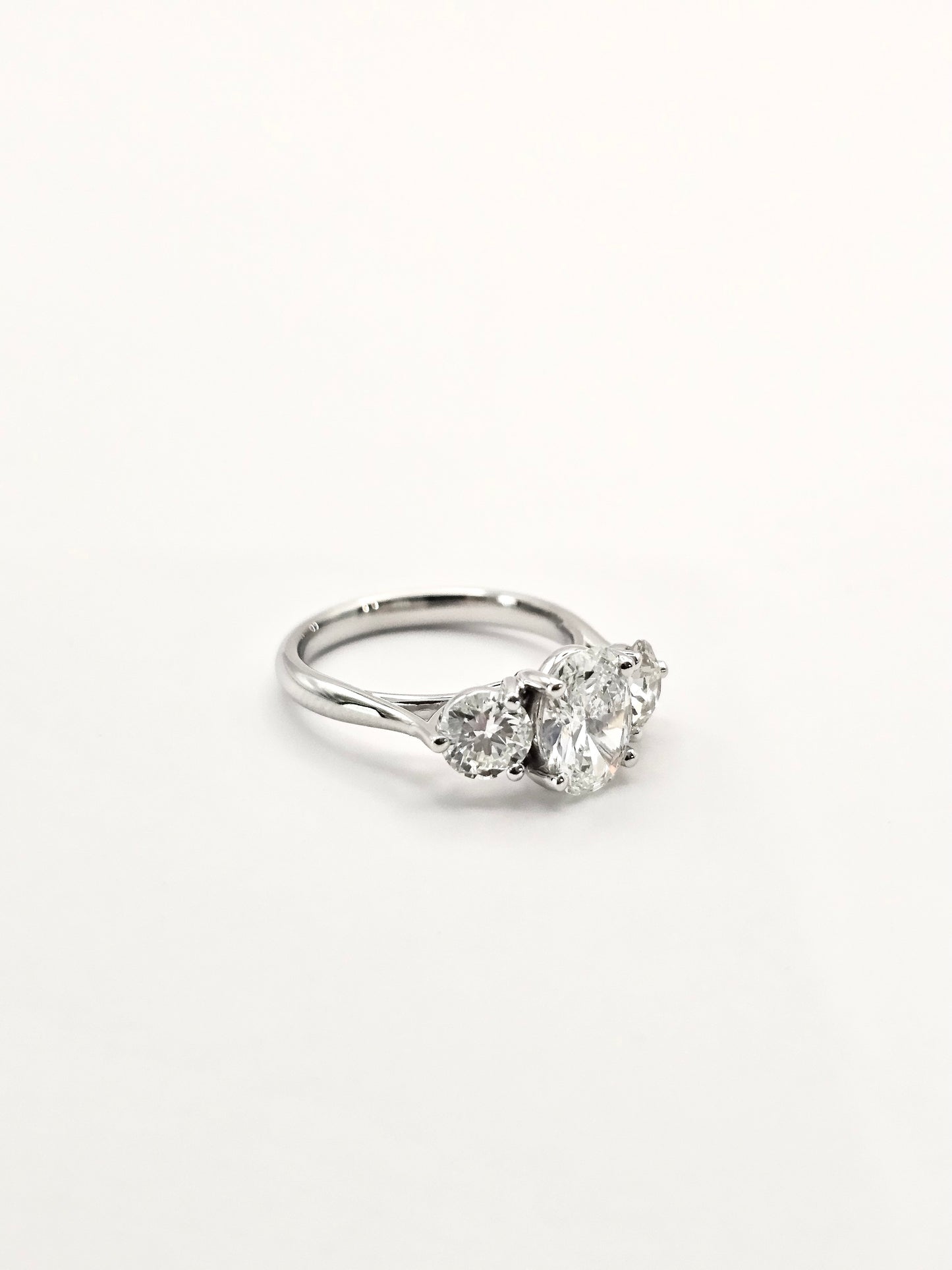 Three-stone Oval & Round Ring