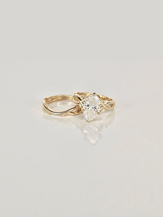 Vine Wedding Band
