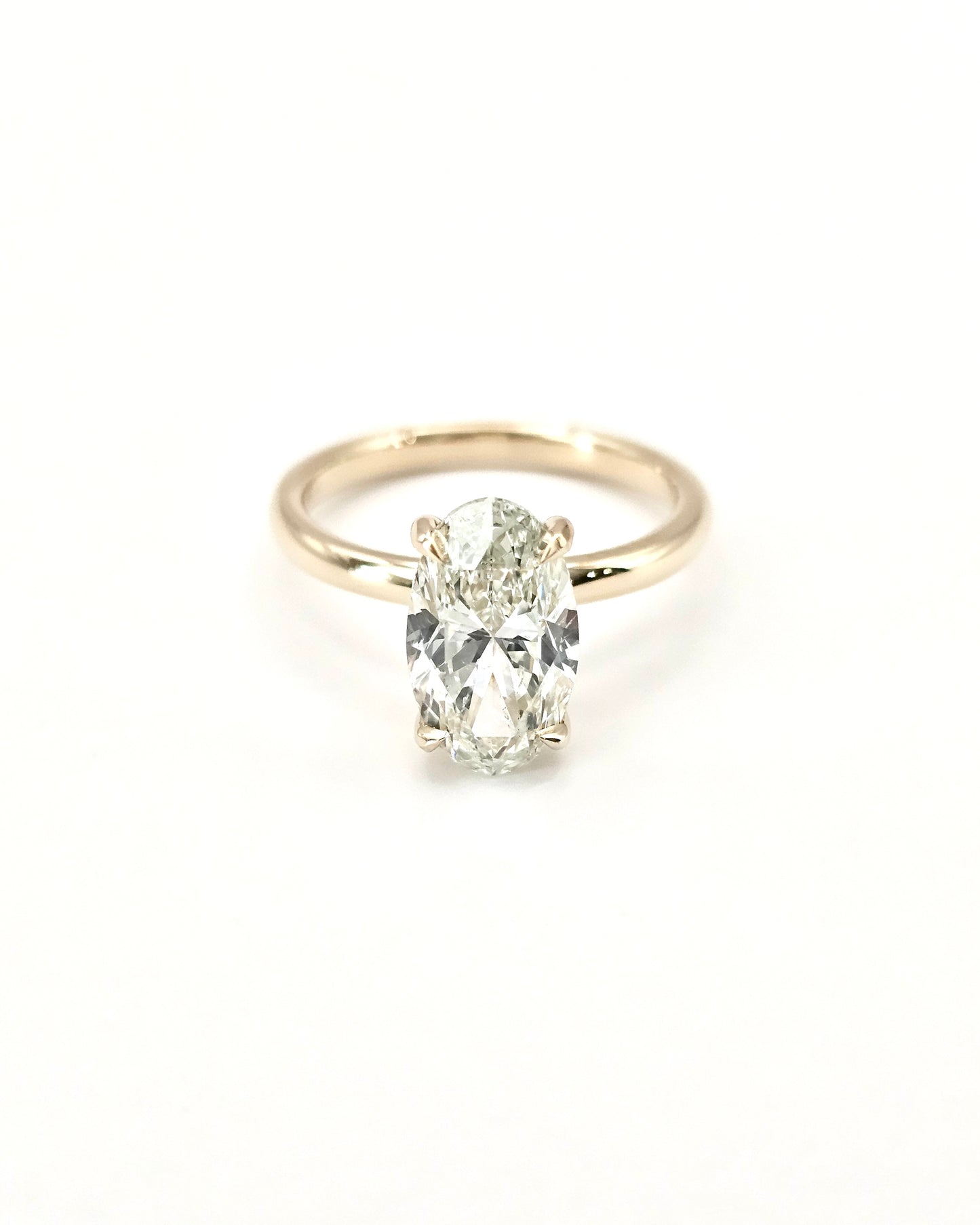 Taelor Oval Solitaire Ring