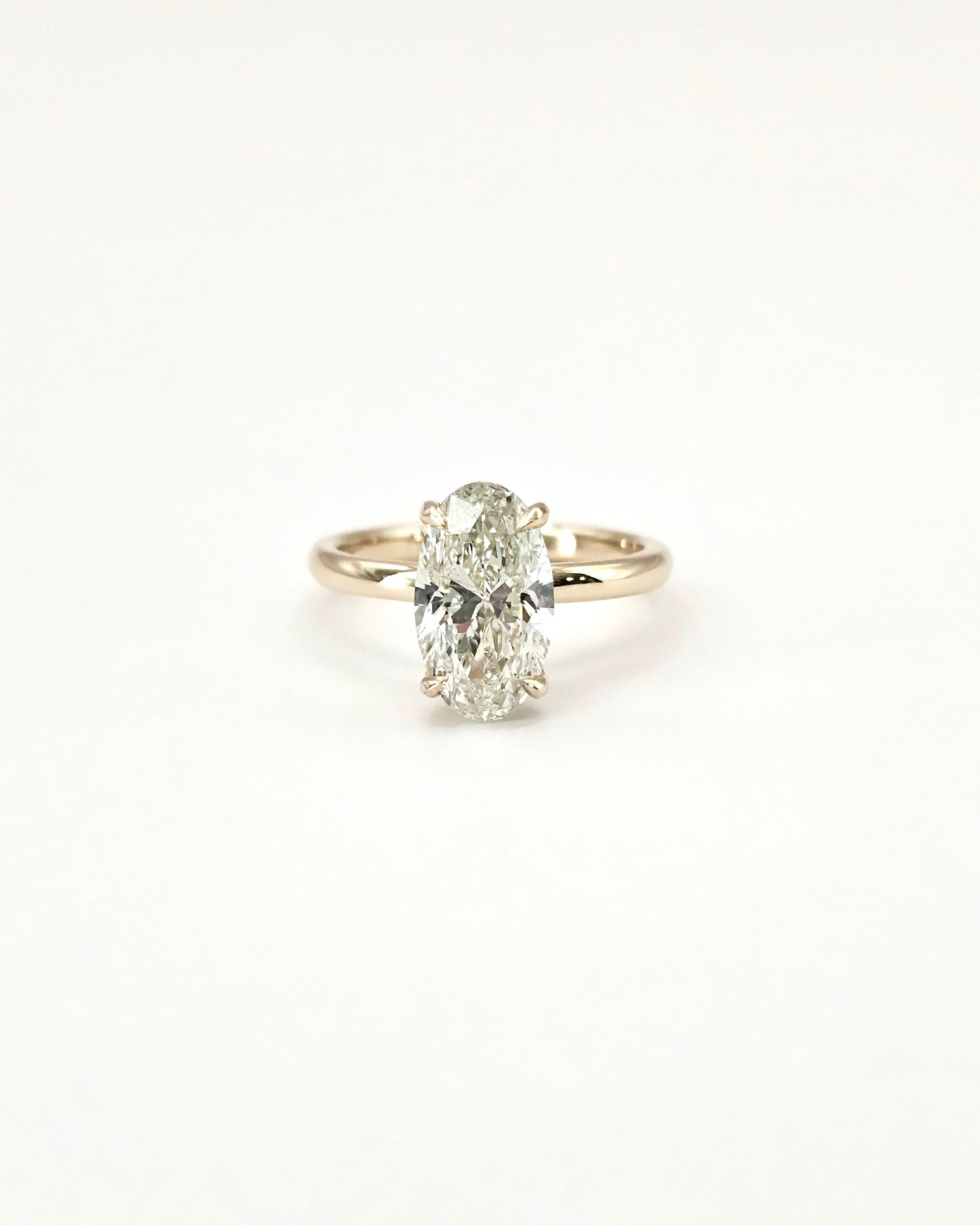 Taelor Oval Solitaire Ring